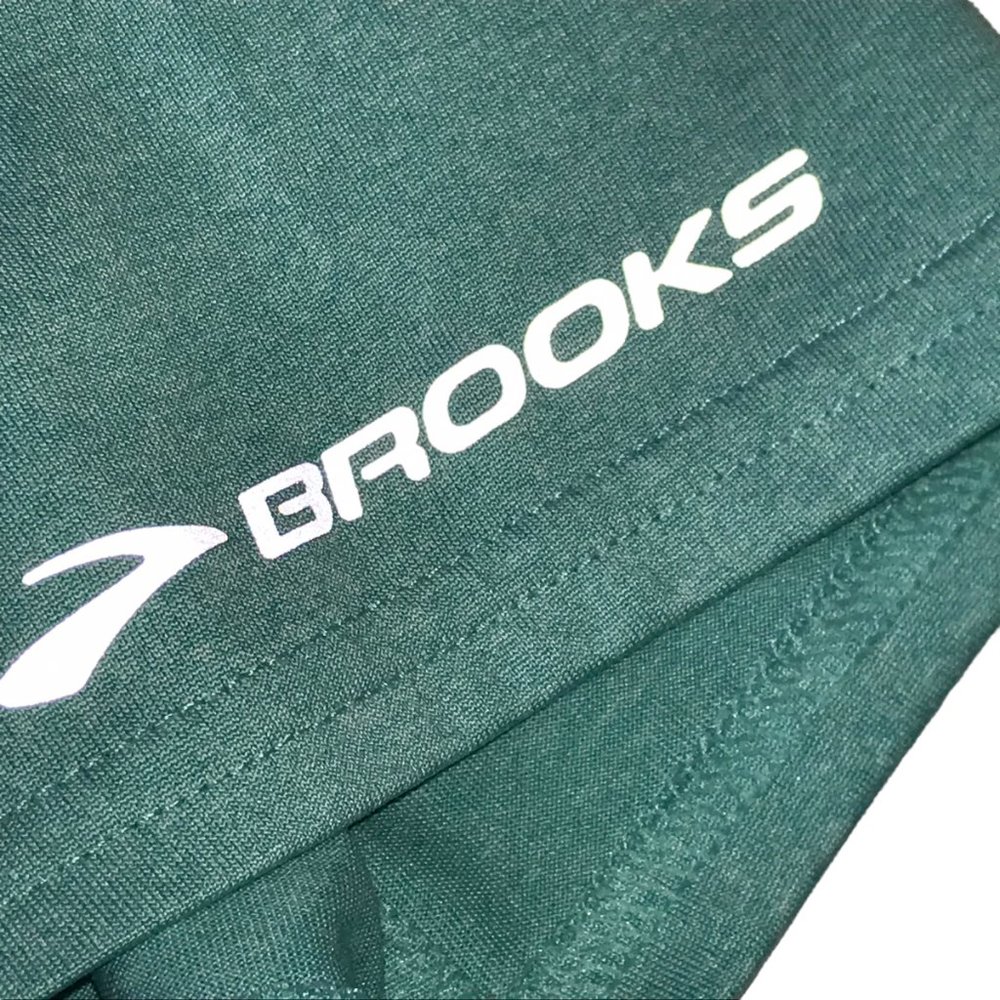 BROOKS Running RUN Shirt Light Seafoam Green.  Size Women's Large. - Picture 2 of 8